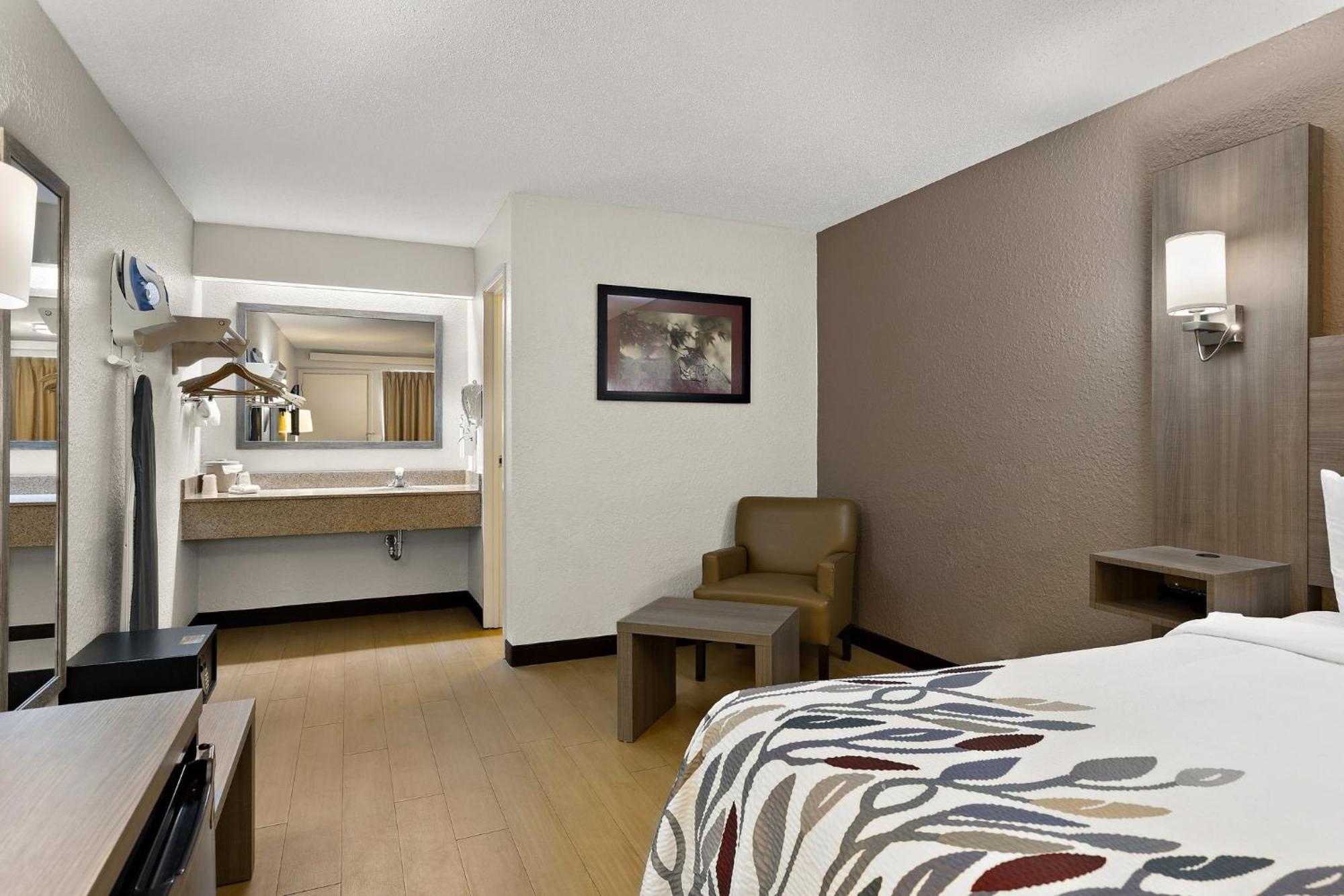 Red Roof Inn Cleveland - Westlake Ngoại thất bức ảnh
