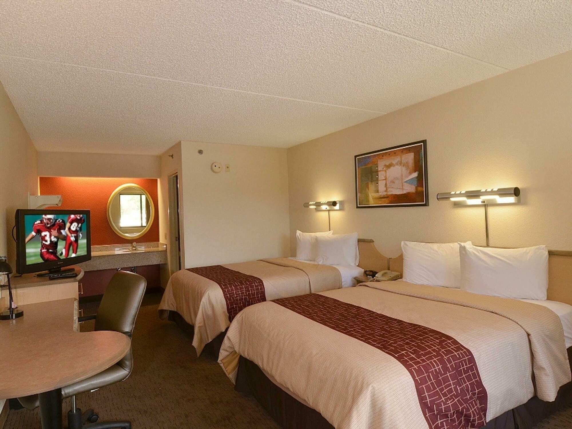 Red Roof Inn Cleveland - Westlake Ngoại thất bức ảnh